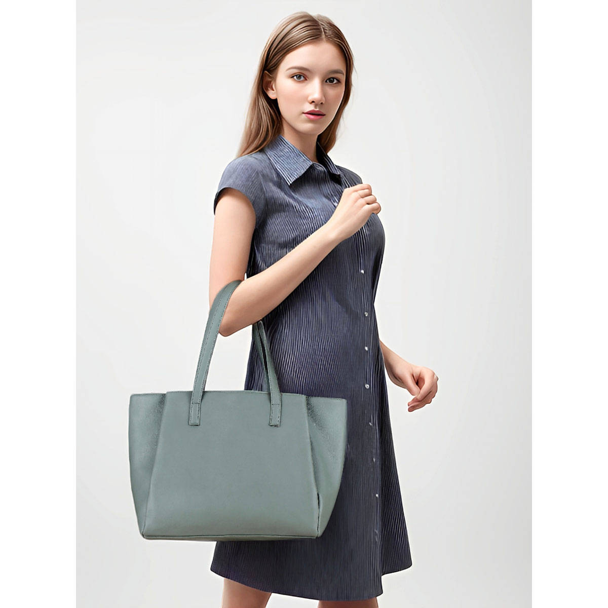 Toteteca Multipocket Tote Bag