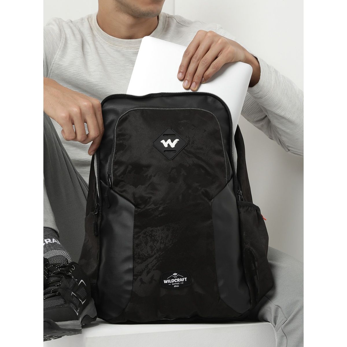 Wildcraft dapper on sale