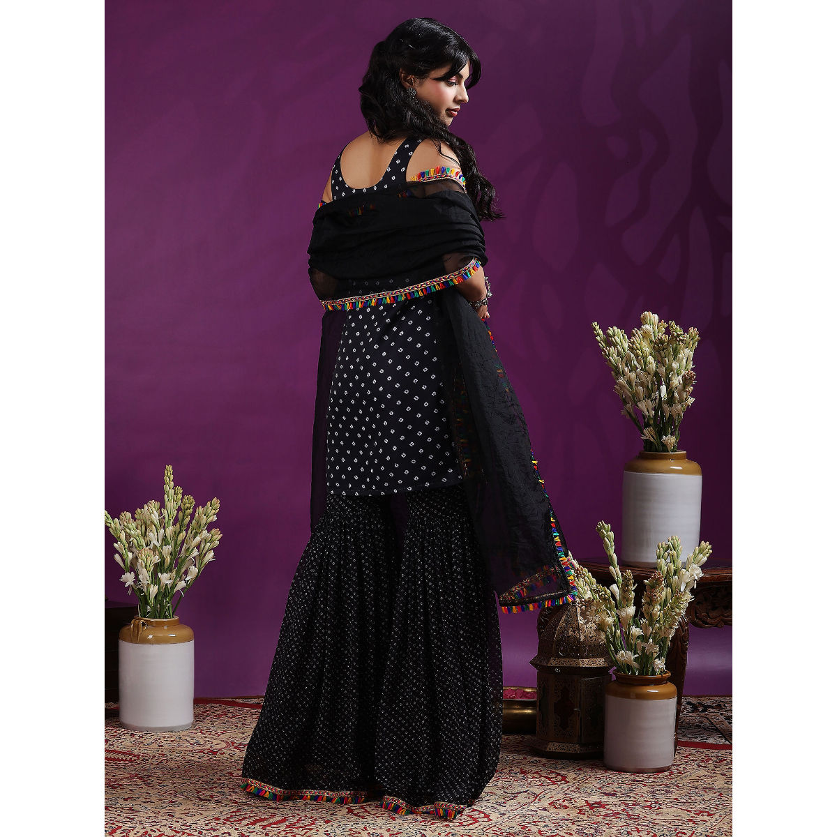 Naaz By Noor Chanderi Cape And Gharara Set | Black, Cotton, Round in 2023 |  Fashion, Aza fashion, Black cotton