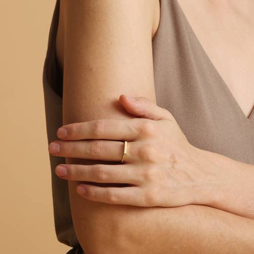palmonas dainty bar ring