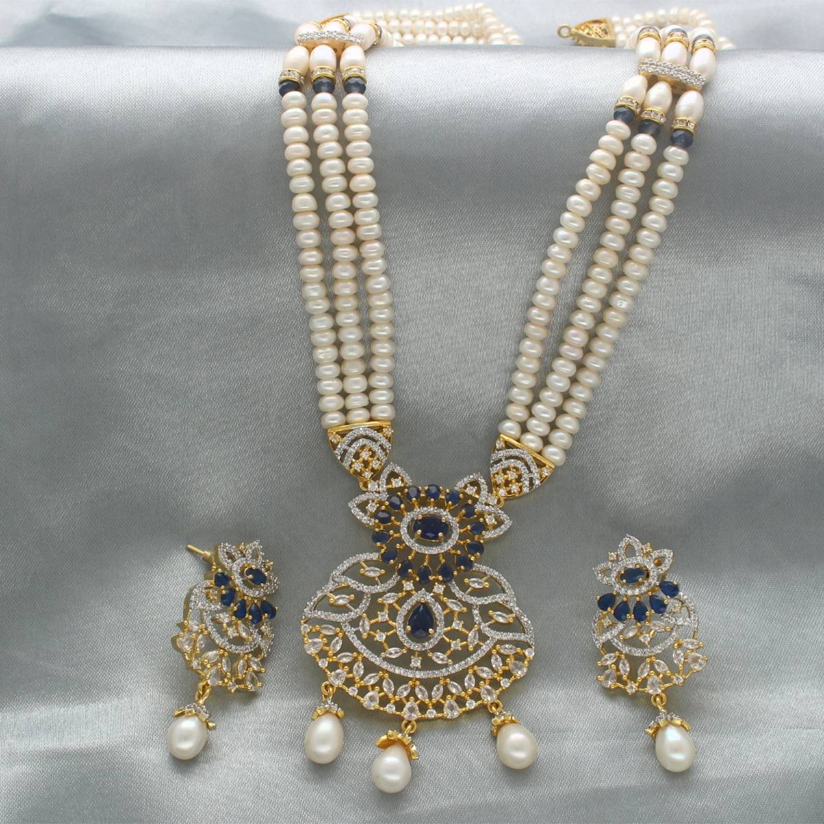 Sri Jagdamba Pearls Pearls Heena 3 Lines Rani Haar Navy Blue Necklace