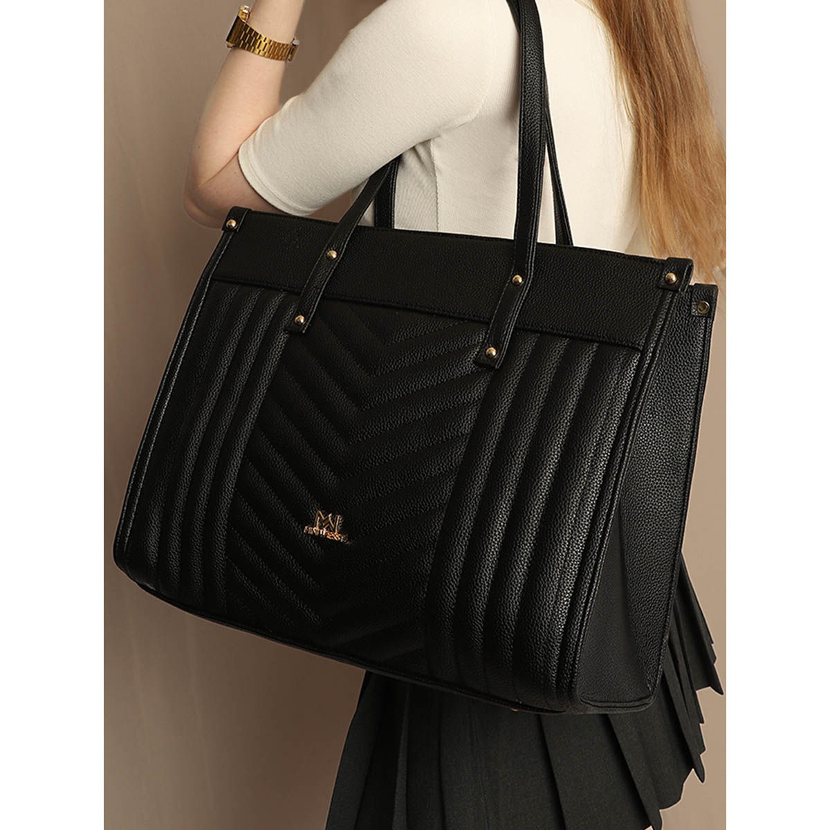 Buy MINI WESST Black Textured Tote Bag and Detachable Strap (Set