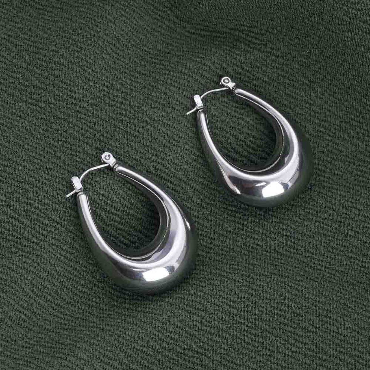 Palmonas U-Shaped Classic Hoop Earrings