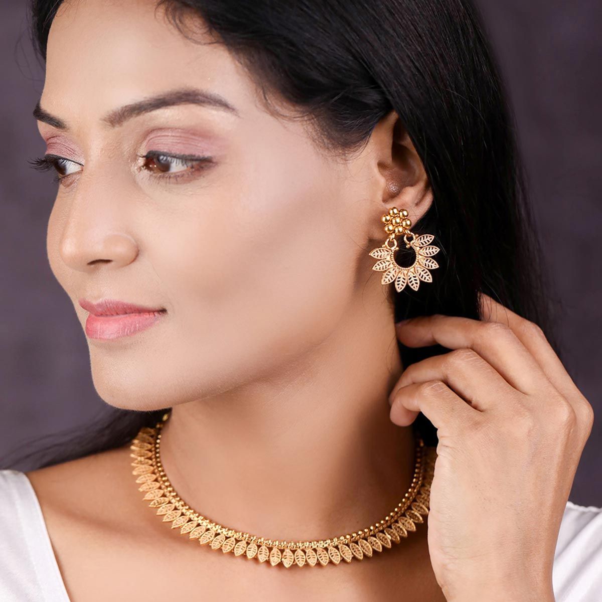 Cz Elegance Leaf Shaped Gold Plated Necklace Set  VOYLLA