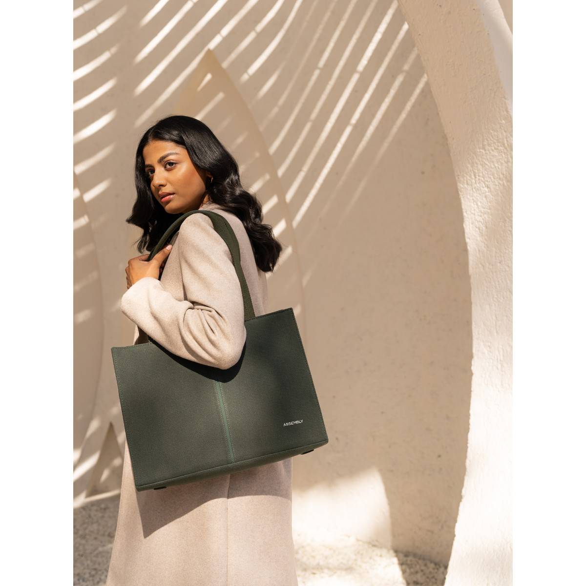 Assembly Iris Green Tote Bag with Organiser Pouch for Womens