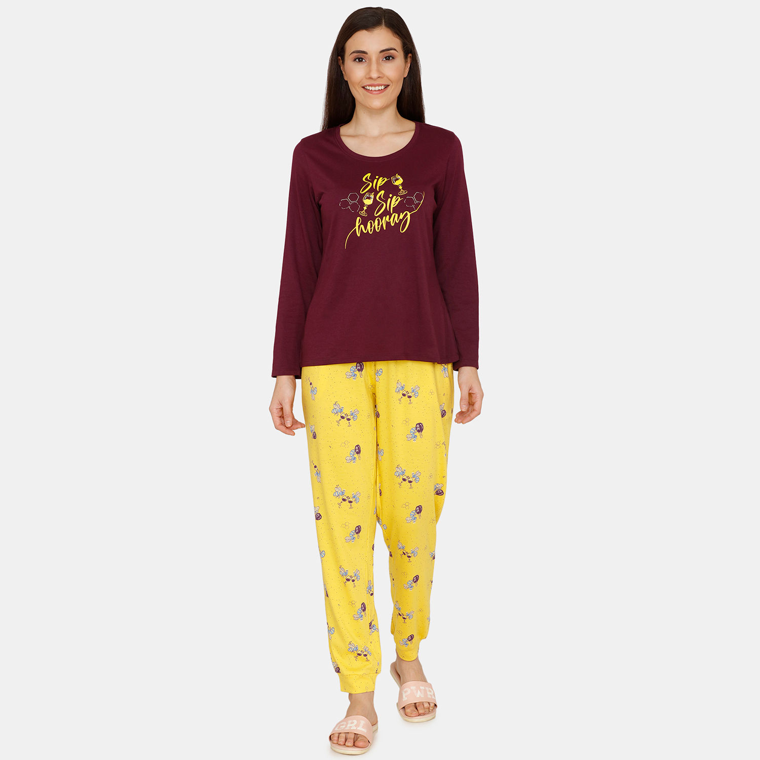 bee pyjama set