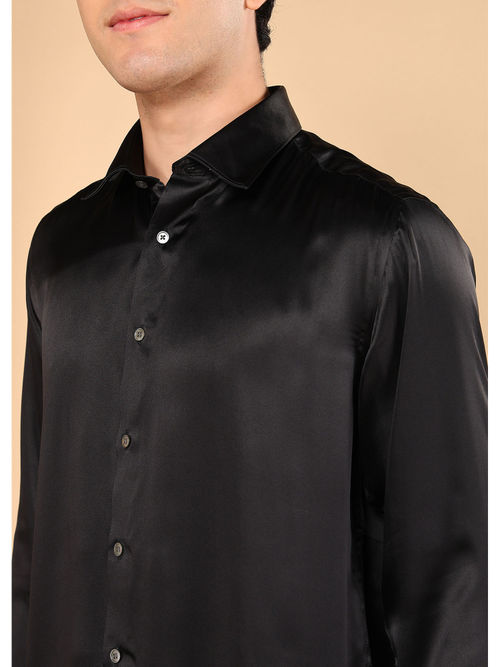 Buy TATTVA Men Black Pure Silk Solid Opaque Shirt Online