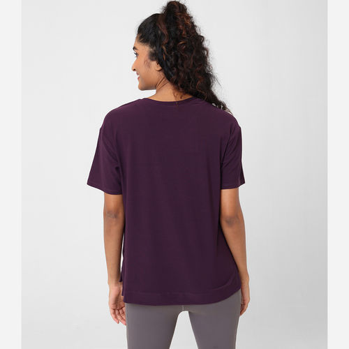 Buy BlissClub Women Breezy Girlfriend Tee, BreezeFlo Fabric, V-Neck, Half Sleeves, 2 Side Pockets, Side-Slits