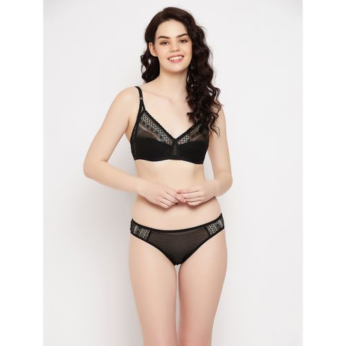Buy Non-Padded Non-Wired Full Cup Bra & Low Waist Bikini Panty Set in Black  - Lace Online India, Best Prices, COD - Clovia - BP0906A13
