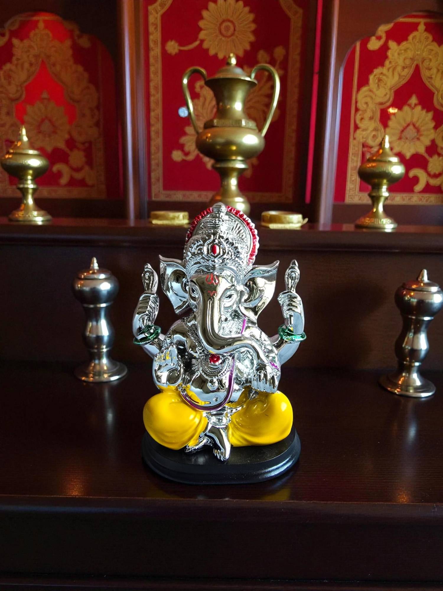 Sun Mun Decors Silver Chrome Ganesha