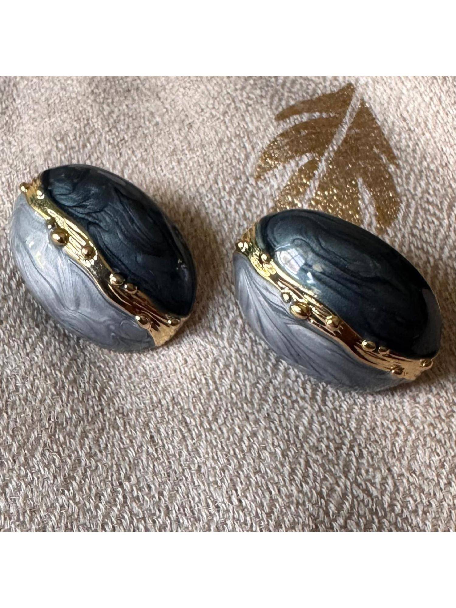 Dkane Designs Women Grey Alloy Earrings