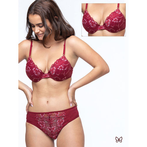 Pearl By Venus® Wireless Lace Trim Bra, Any 2 For $30 in Dolce' Delight