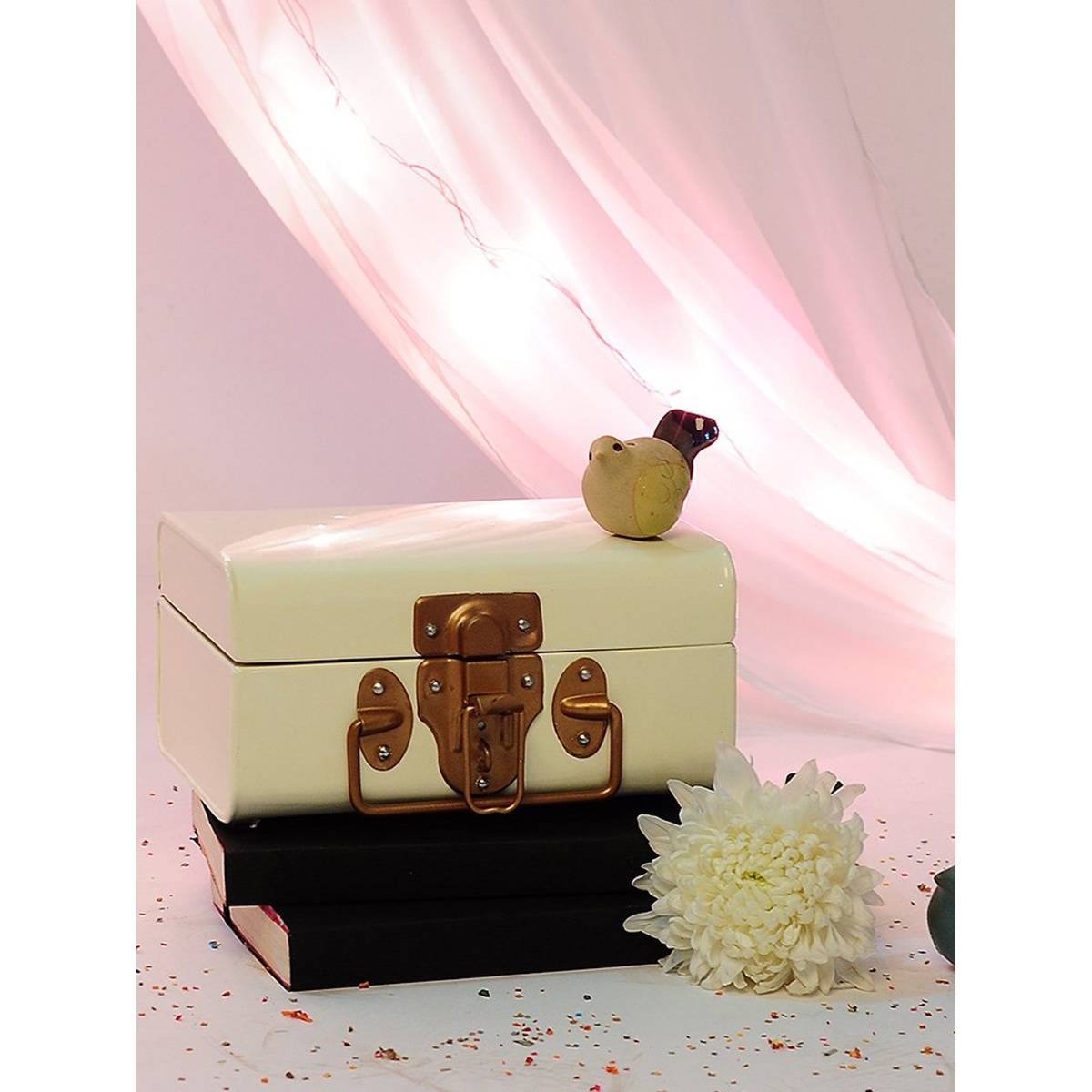 Living With Elan Off White Vintage Style Buxa Metal Trunk