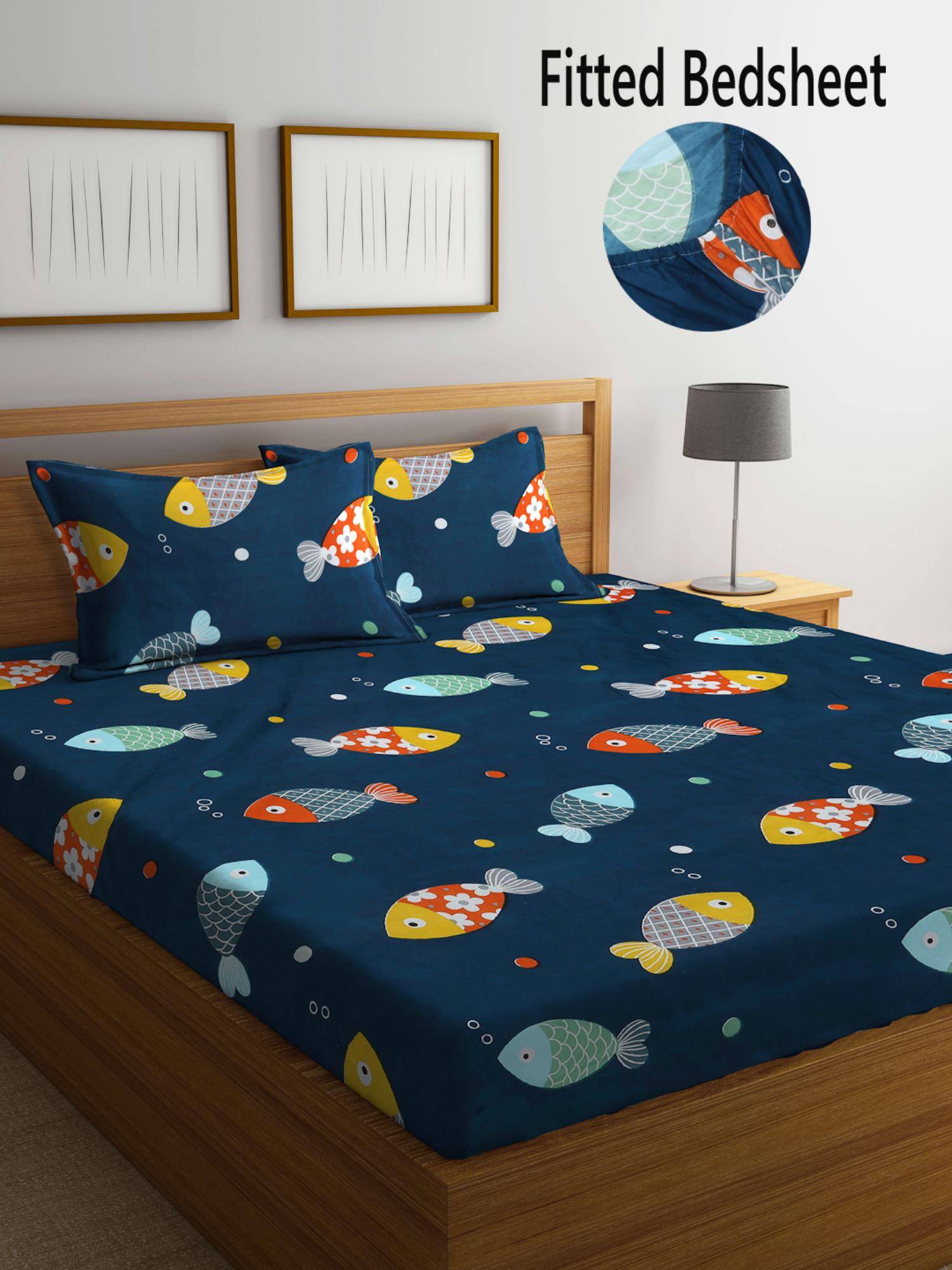 FABINALIV Multicolor CartoonCotton Blend King Size Fitted Double Bedsheet With 2 Pillow Covers