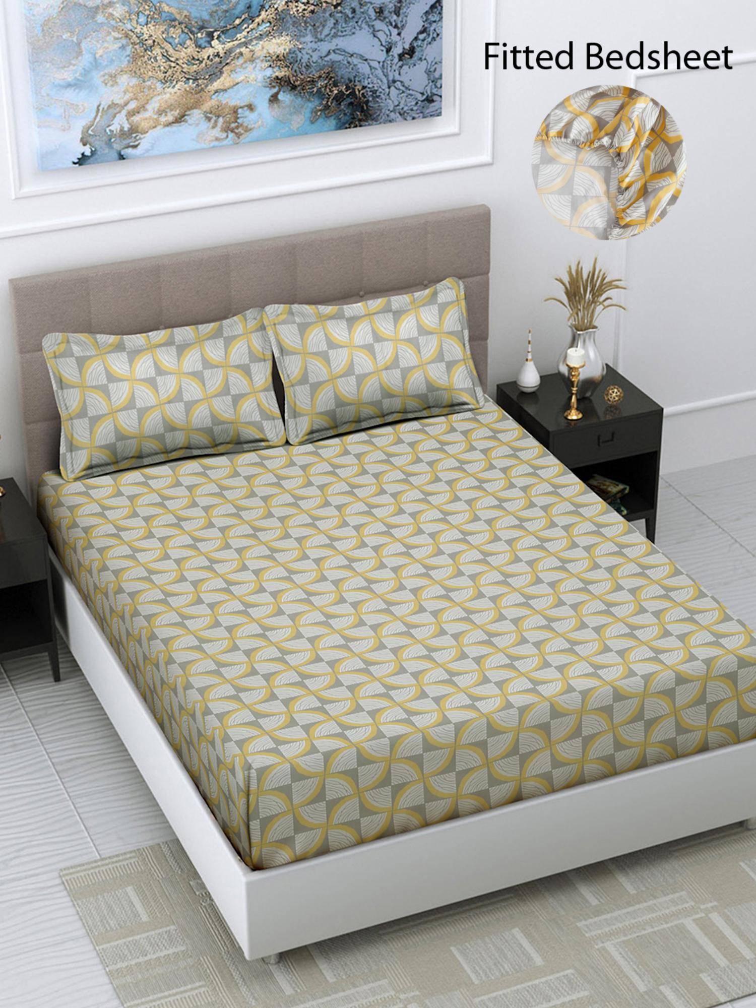 FABINALIV Multicolor Geometric Cotton Blend King Size Fitted Double Bedsheet With 2 Pillow Covers