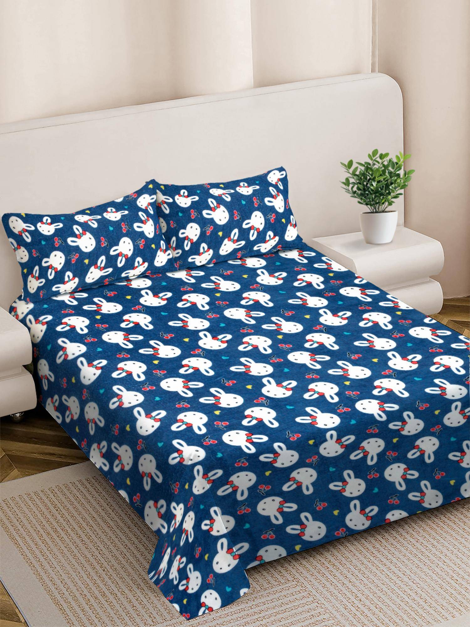 FABINALIV Blue Cartoon Print Woollen King Size Fitted Double Bedsheet With 2 Pillow Covers