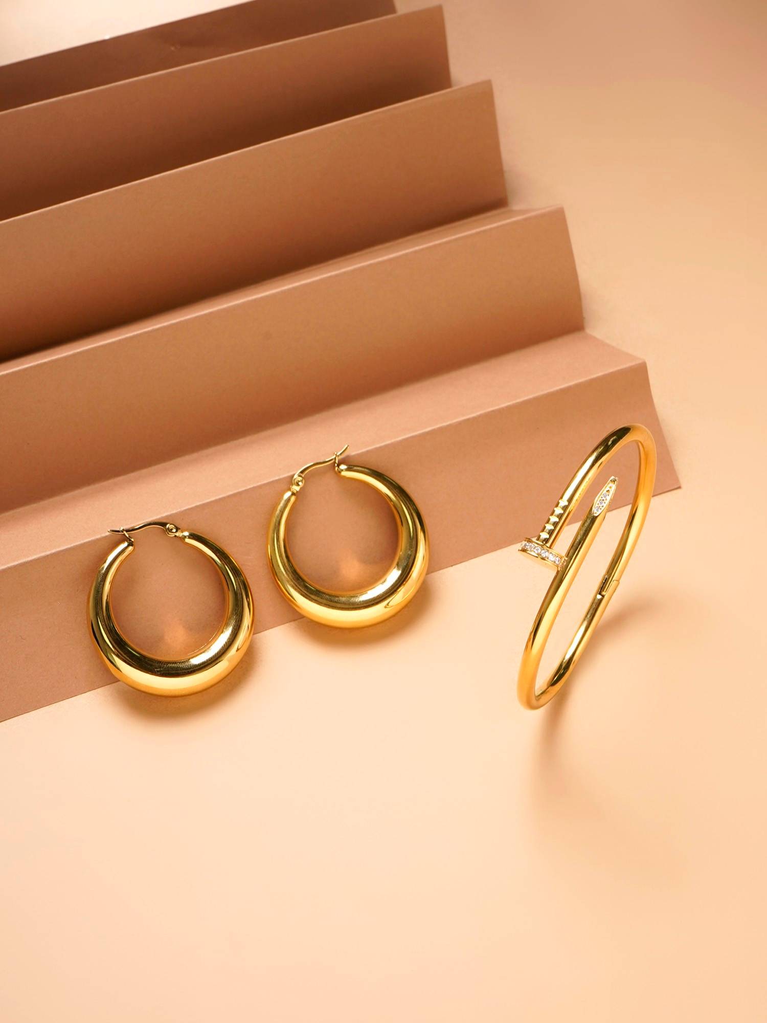 Palmonas Nail and Chic Chunky Hoop Jewellery Set