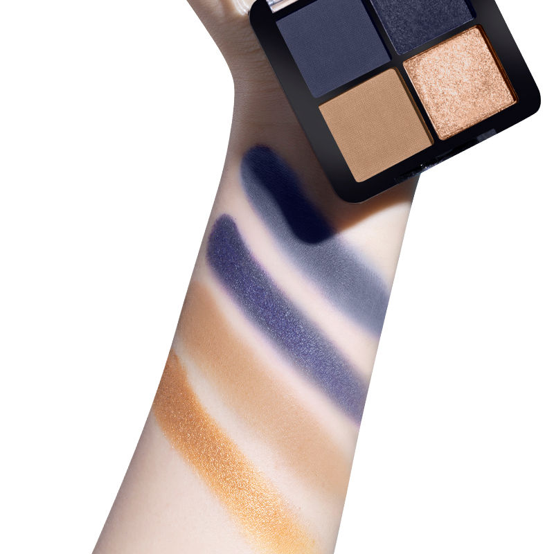 Nykaa Cosmetics Eyes On Me ! 4 in 1 Quad Eyeshadow PaletteMidnight