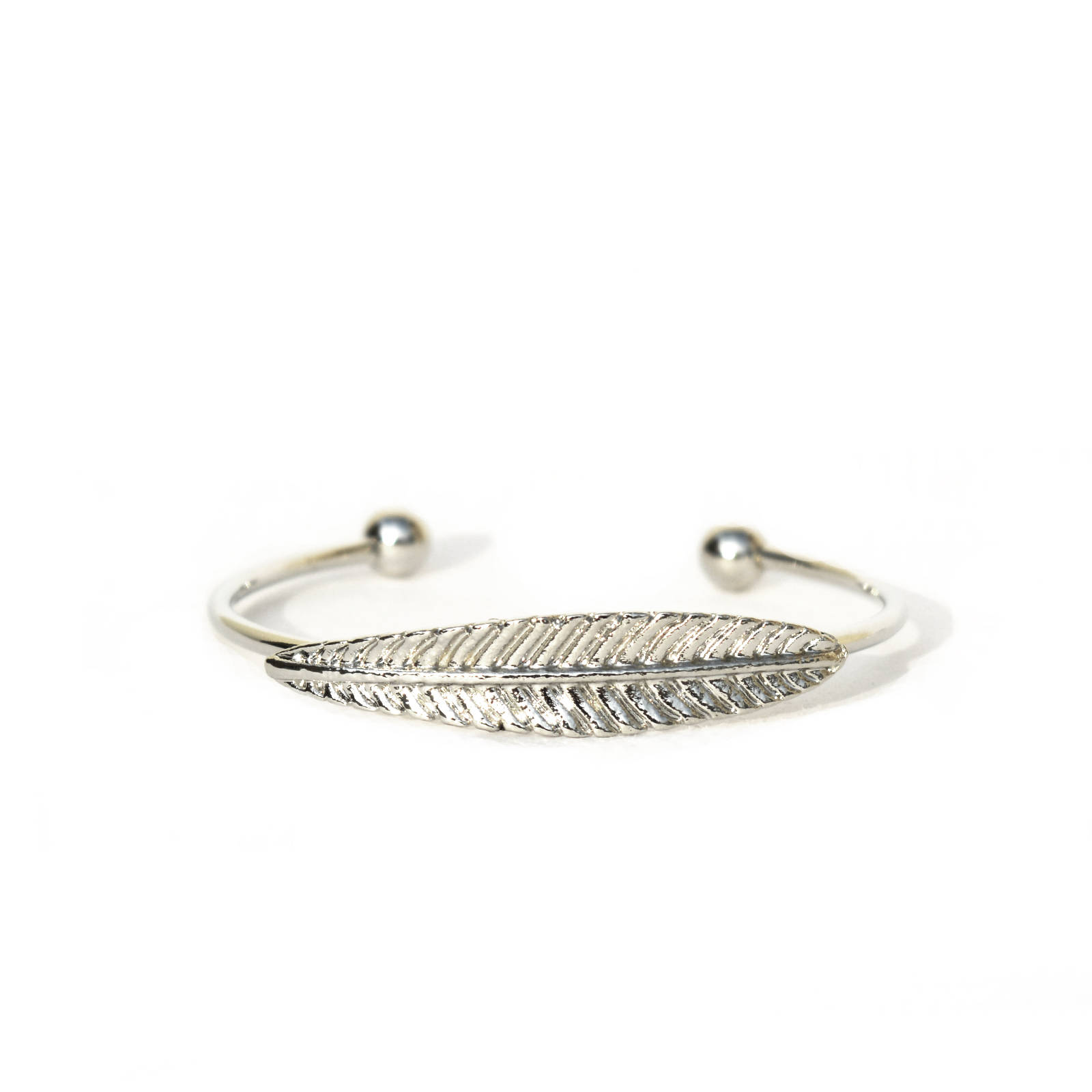 Joker & Witch Single Leaf Silver Bracelet