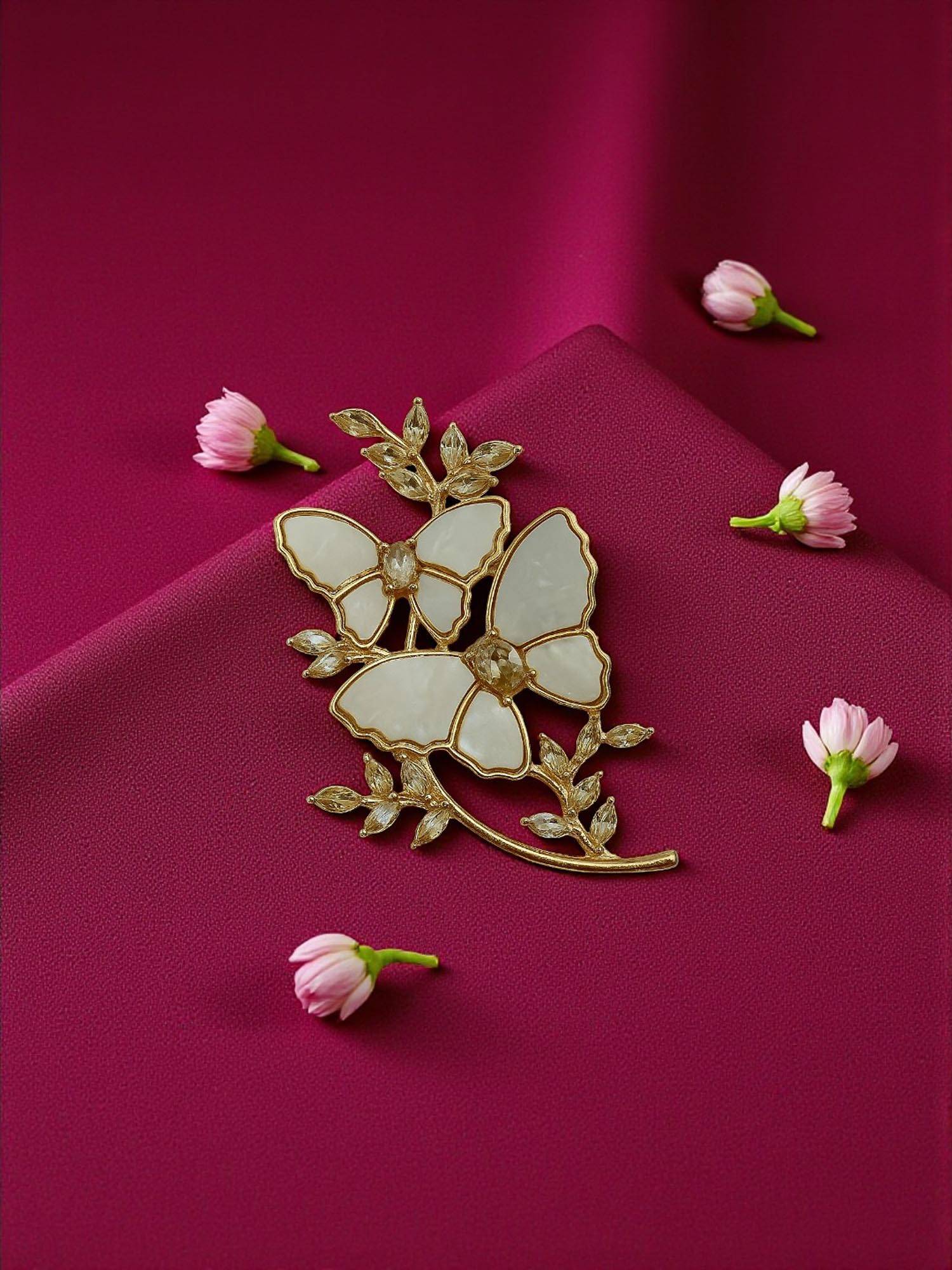 Accessher White Metal Contemporary Brooch