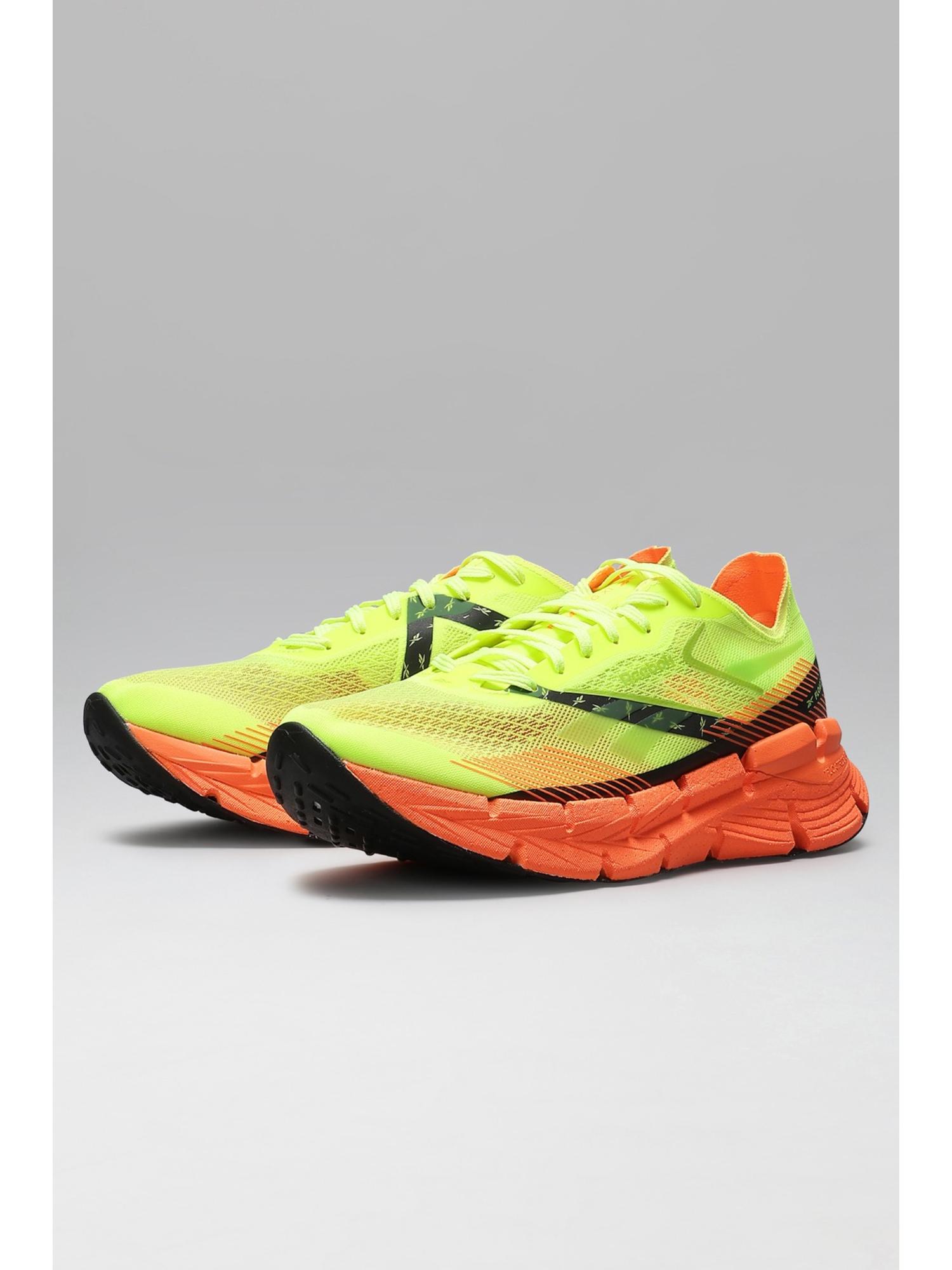 Buy Reebok FLOATZIG X1 Men Green Running Shoes Online