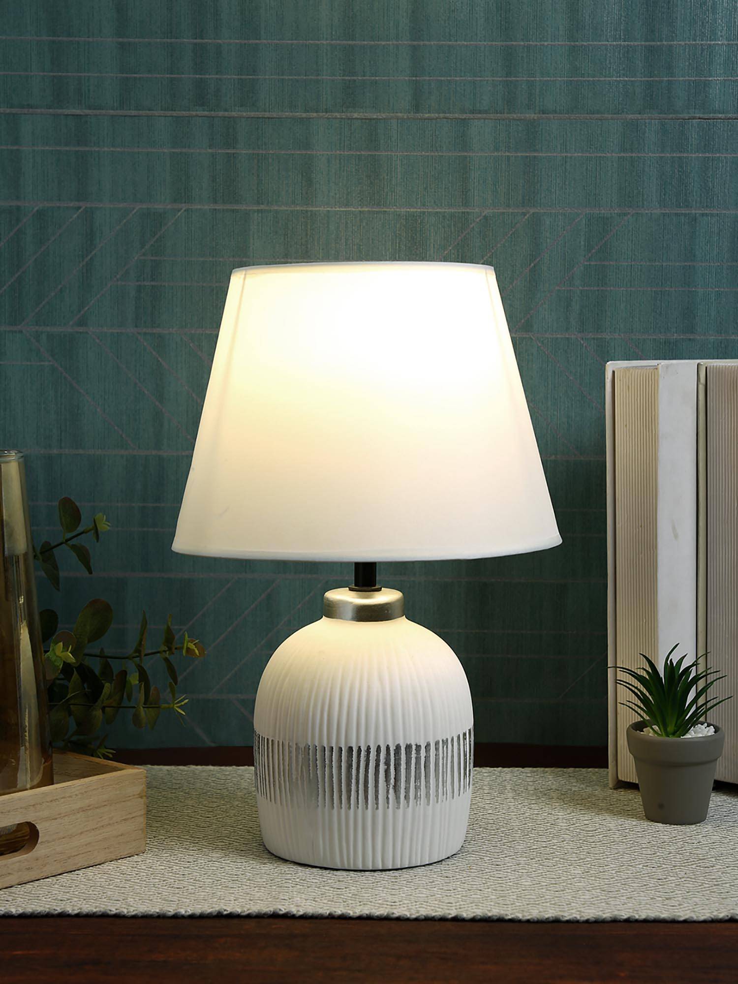 Tayhaa Linear Pattern Artisan White Table Lamp