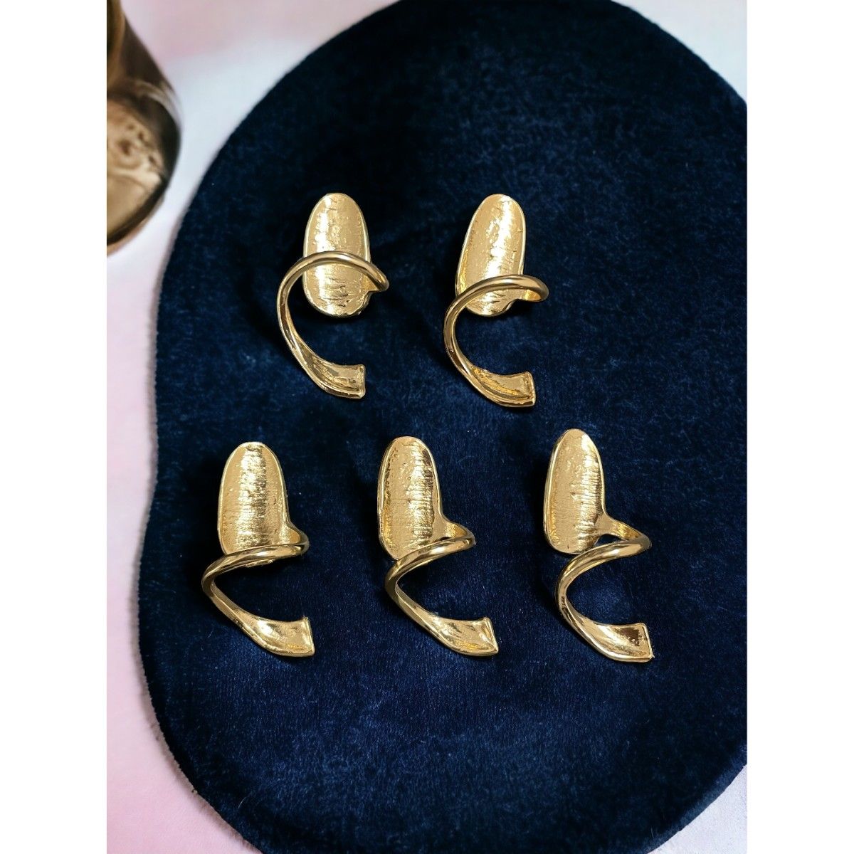 Buy ISHKAARA Set Of 5 Metal Nail Ring Adjustable Fingers Gold Online