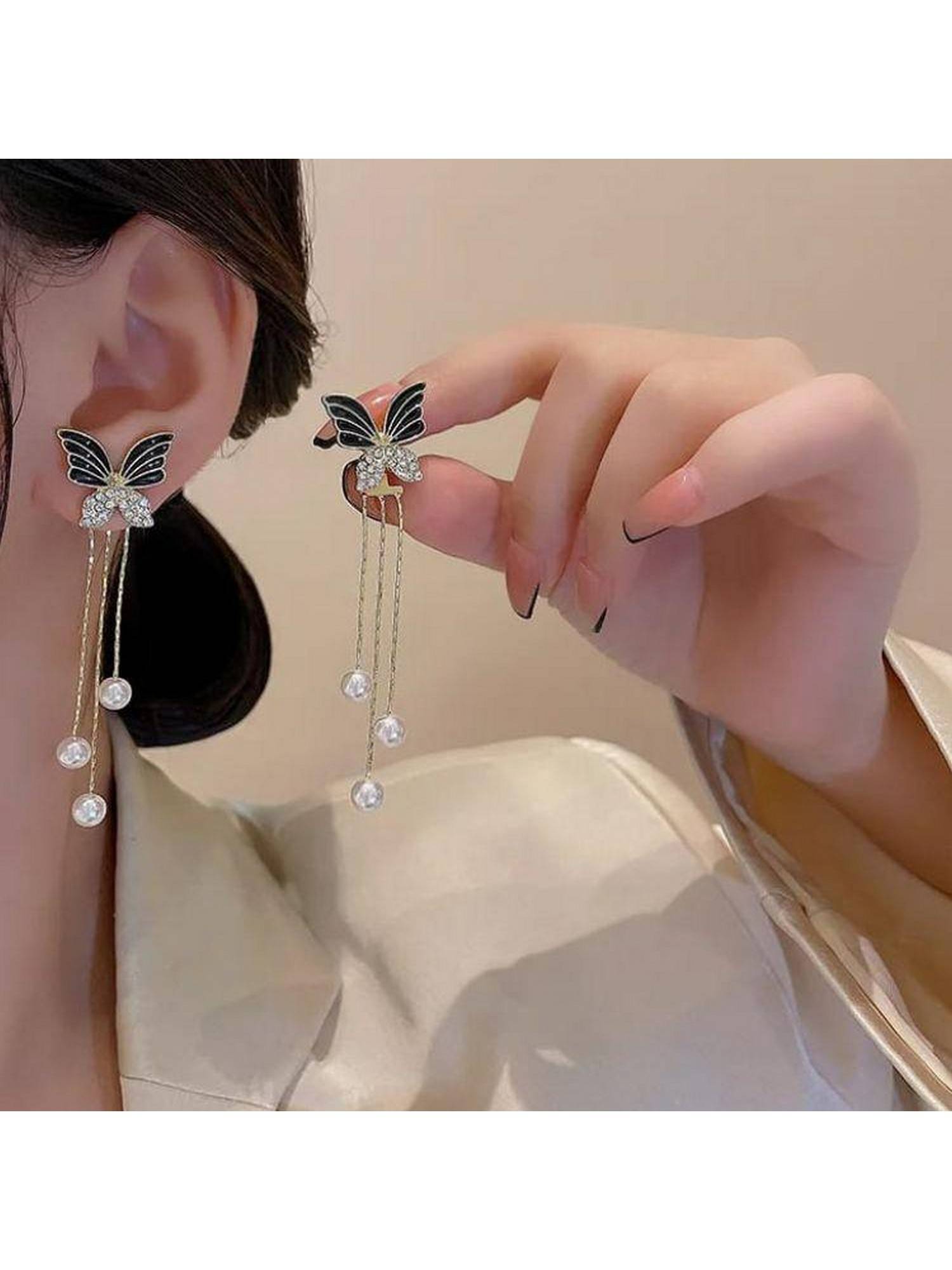 ESTAILO FASHION Of Social Butterfly Chain Earrings Black