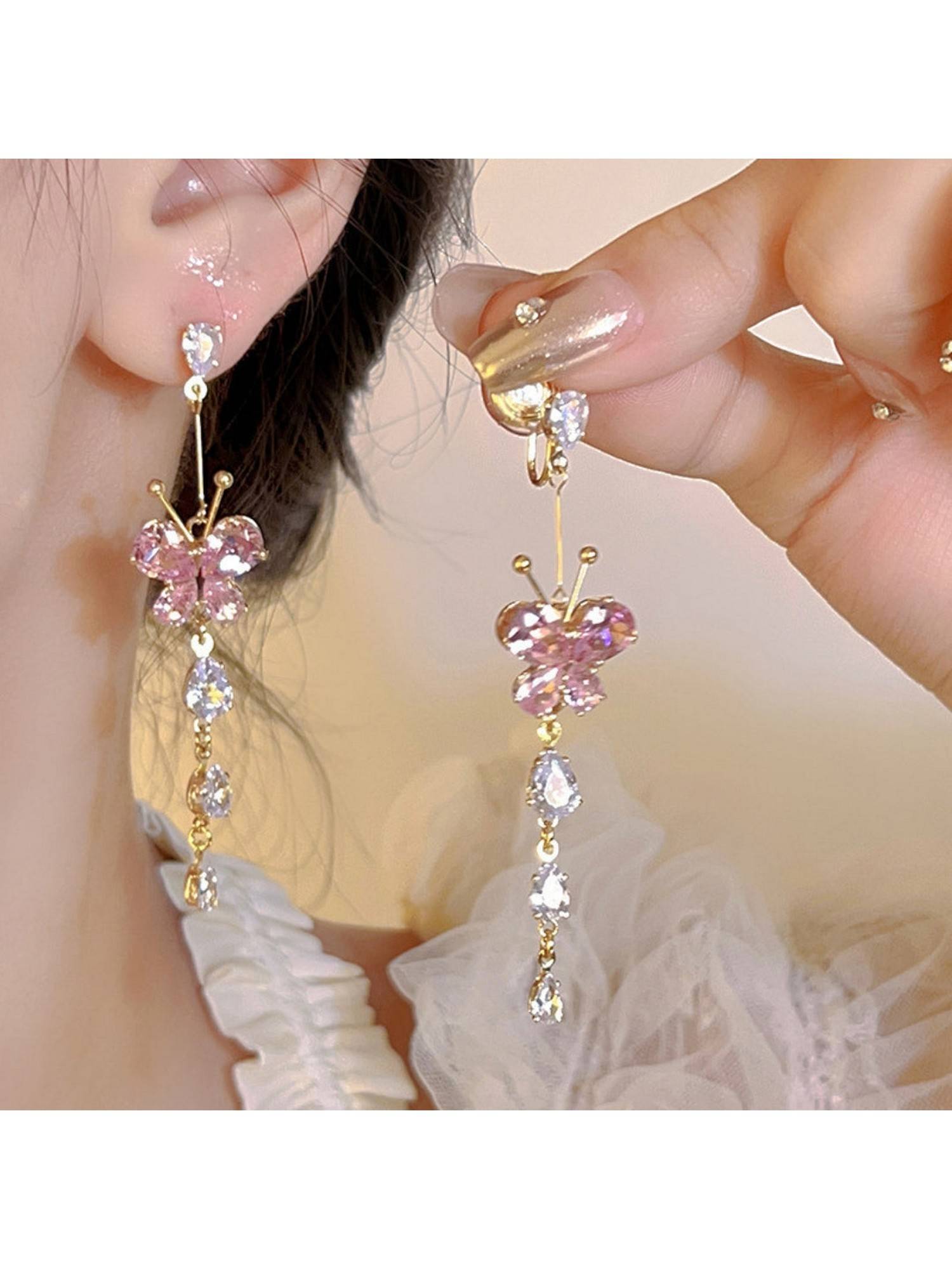 ESTAILO FASHION Fairytale Flutter Crystal Earrings Gold