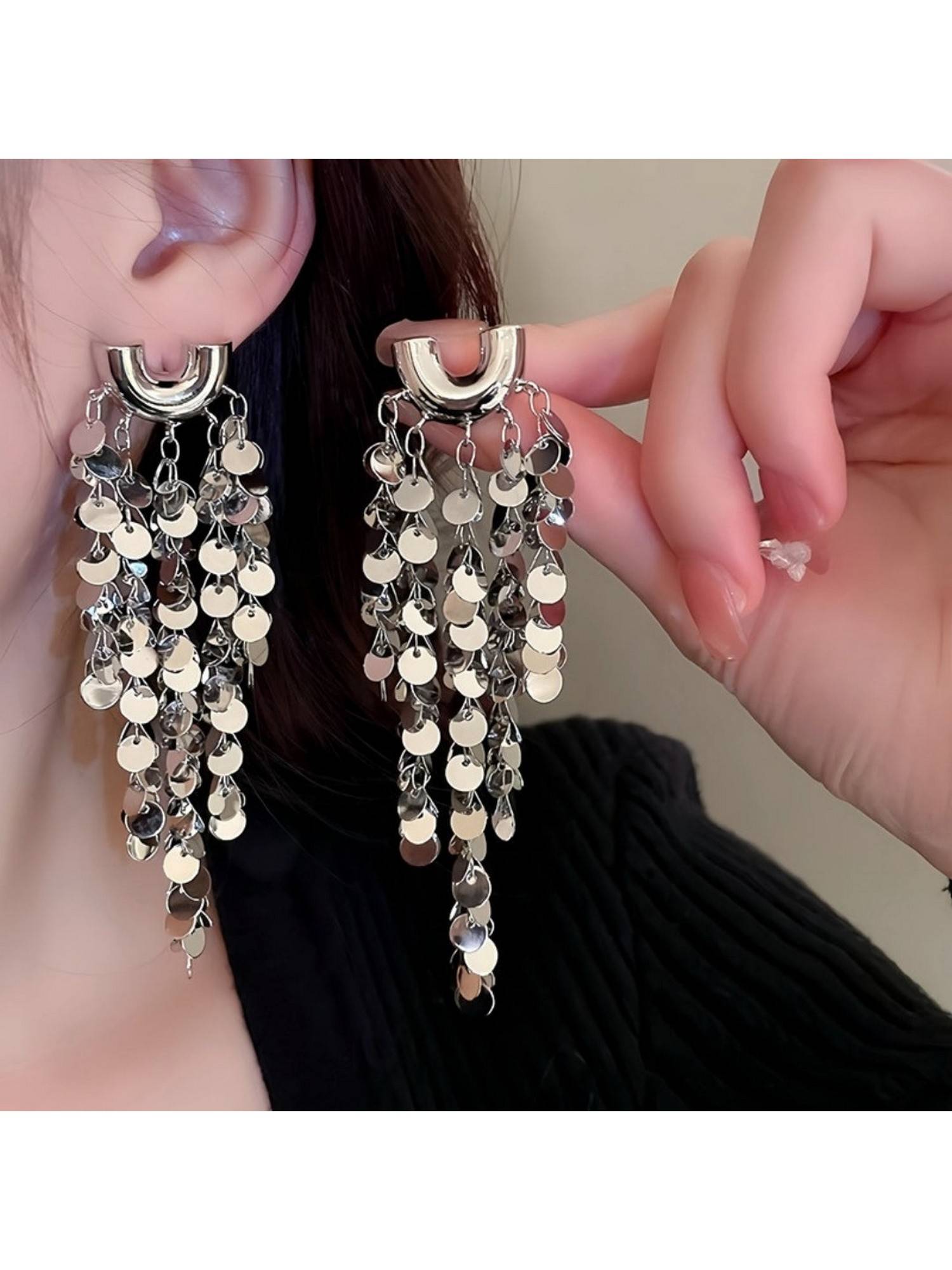 ESTAILO FASHION Fluid Sparkle Hoops Earrings