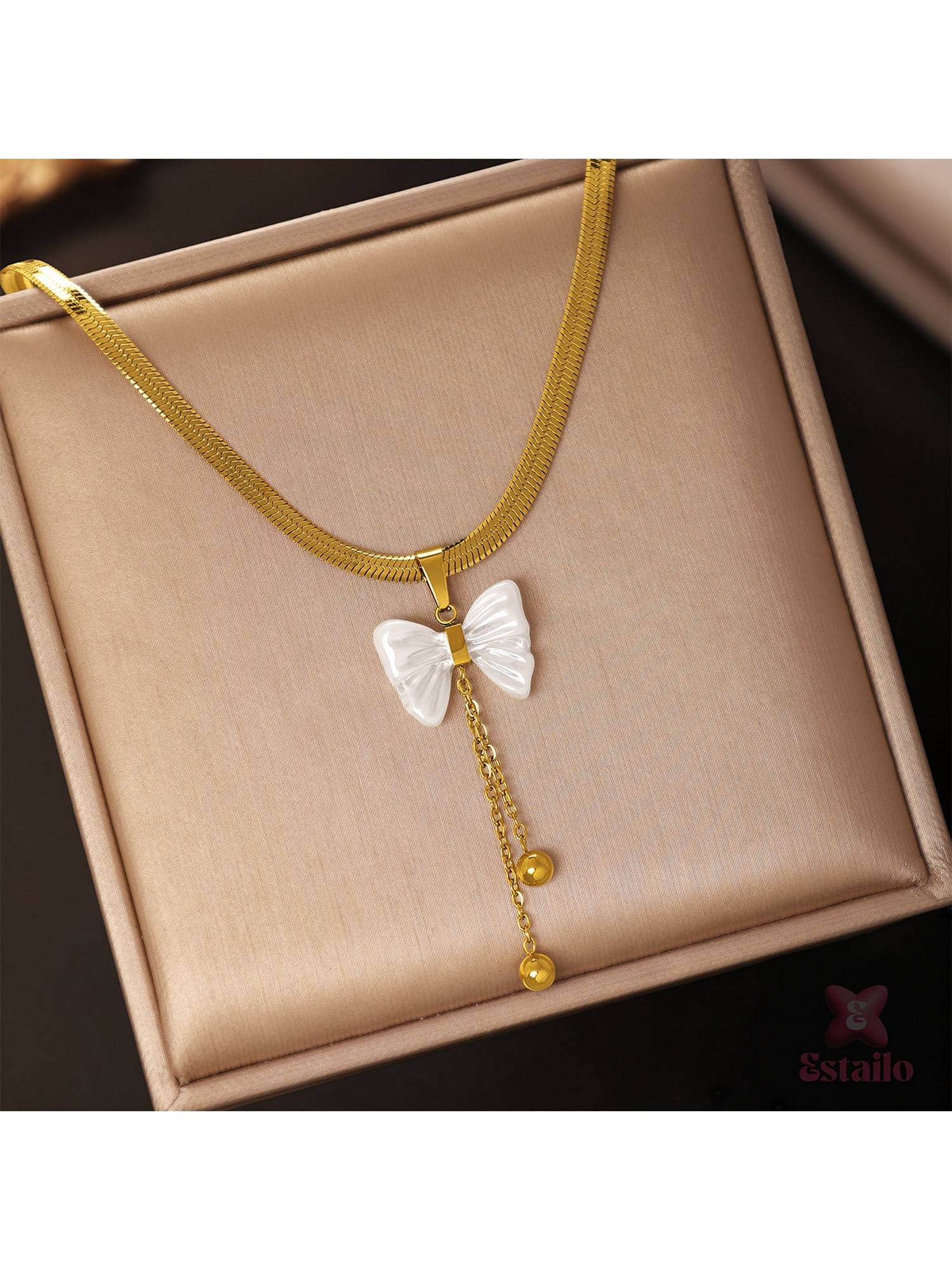 ESTAILO FASHION White Bow Gold Teardrop Necklace Gold