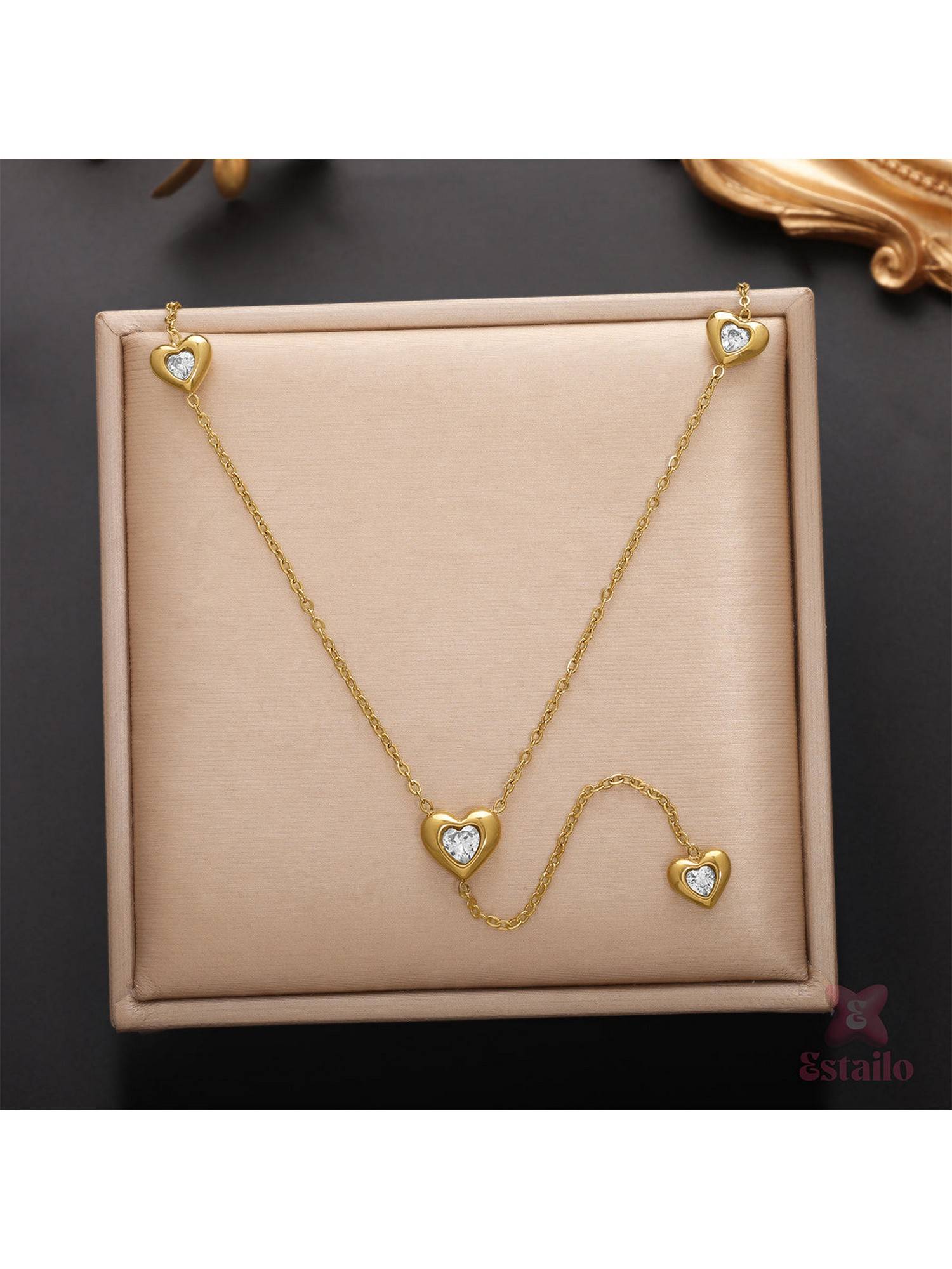 ESTAILO FASHION Loves Sparkle Necklace