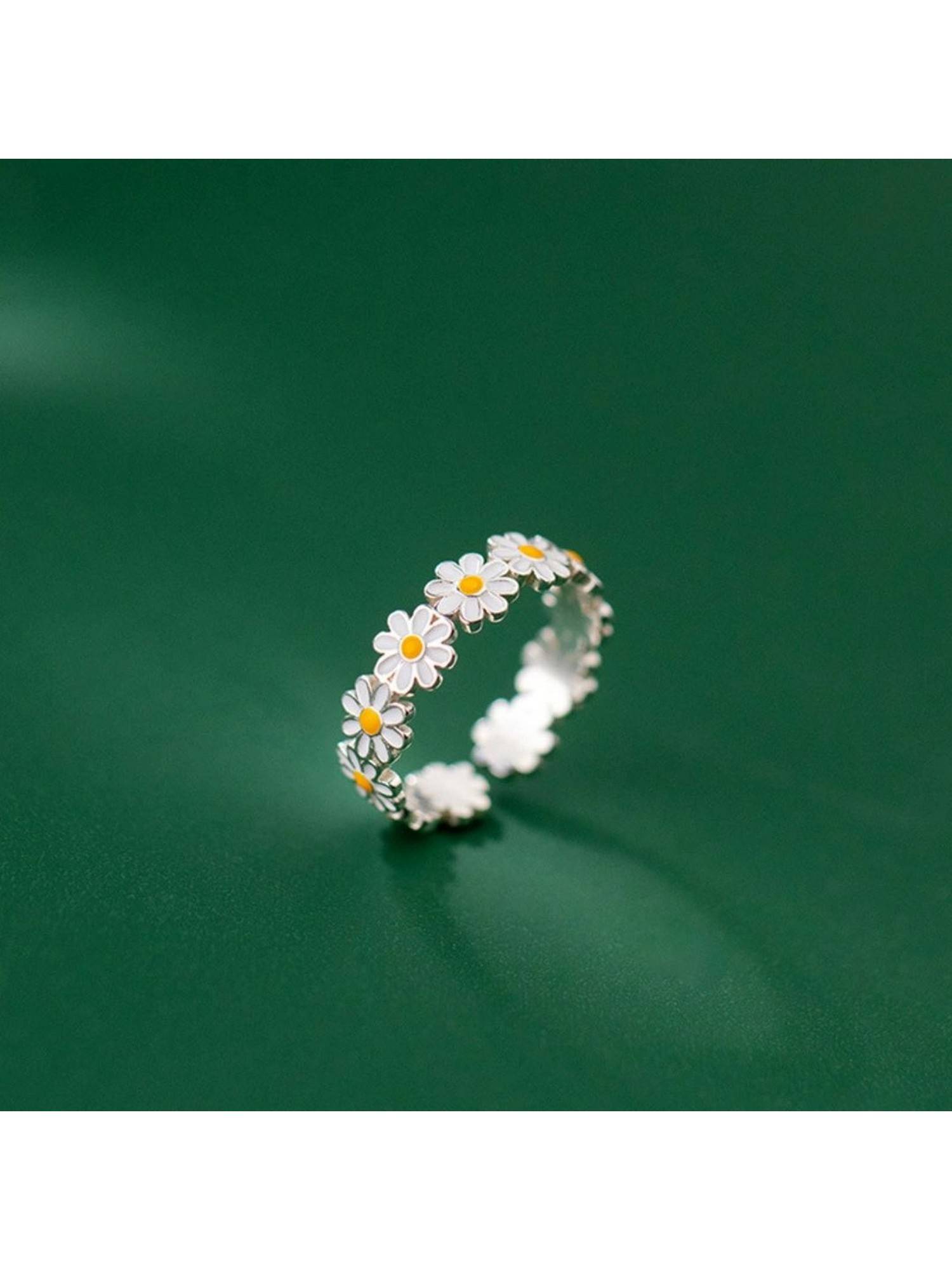 ESTAILO FASHION Daisy Flower White Ring