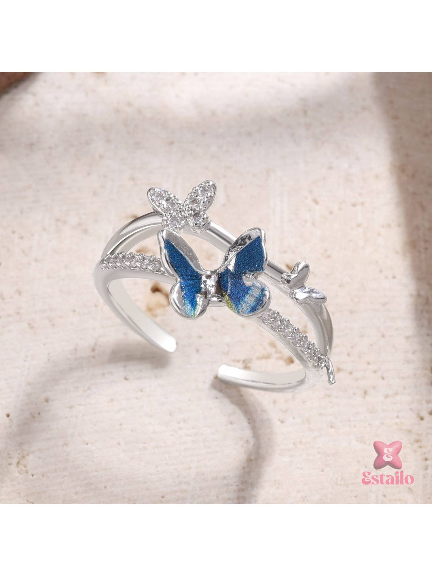 ESTAILO FASHION Lumina Butterfly Ring Silver