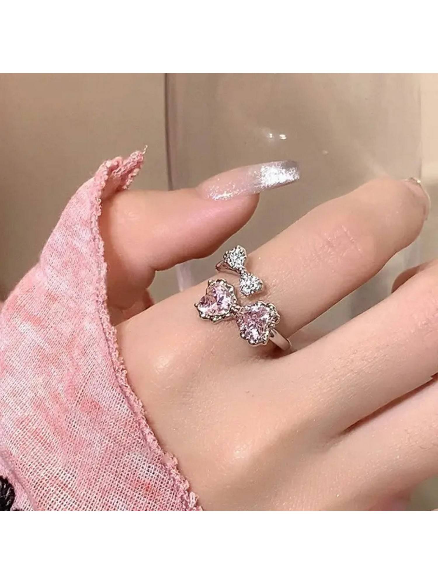 ESTAILO FASHION Rose heart Embrace Ring Silver