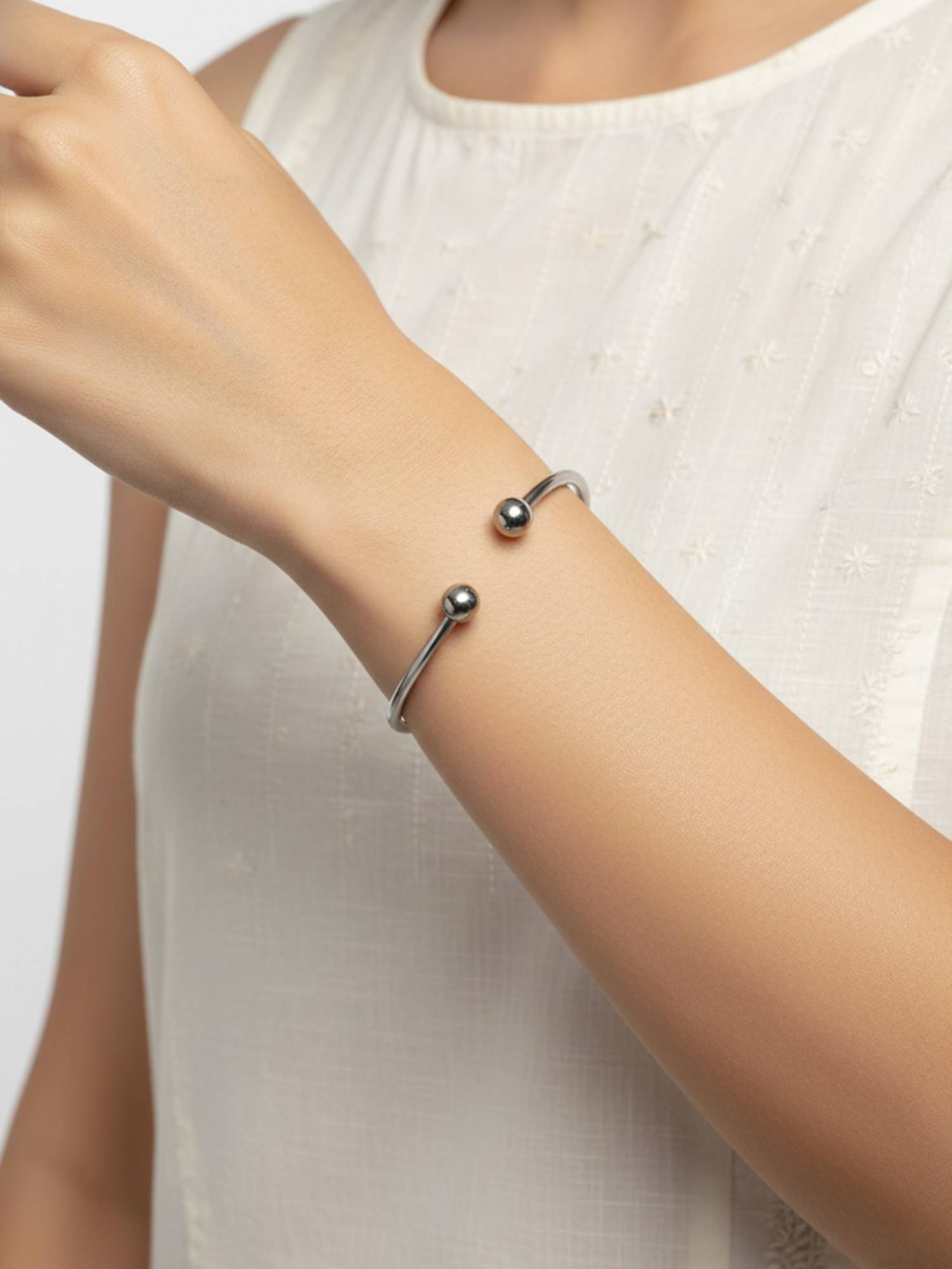 NVR Women Silver Plated Plain Ball Handmade Cuff Bracelet