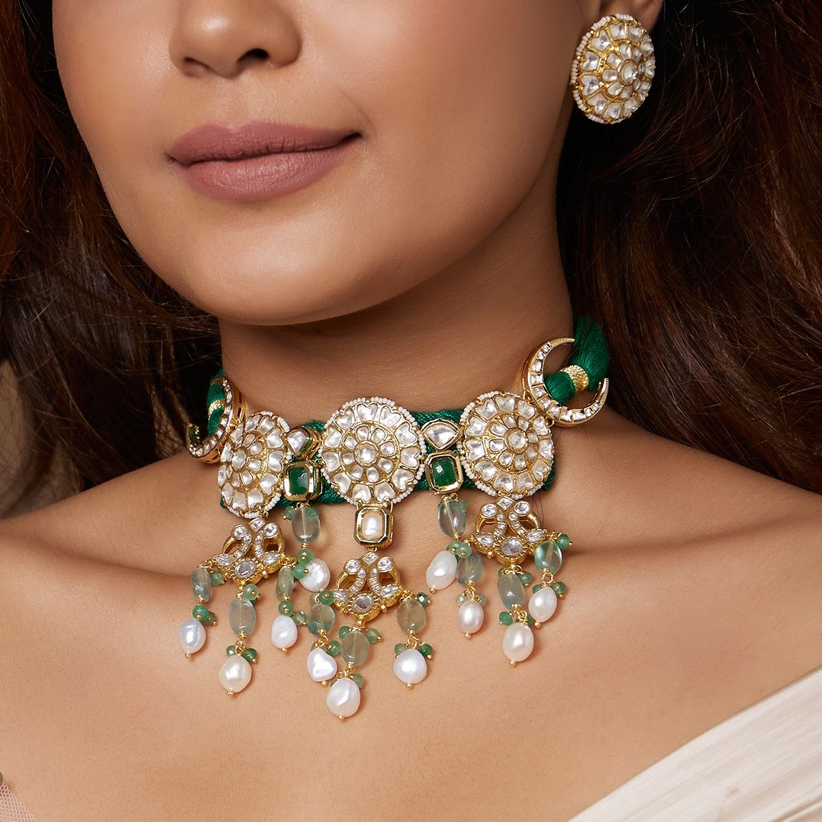 Buy Emerald Pearl Silver Choker | Paksha - Paksha India