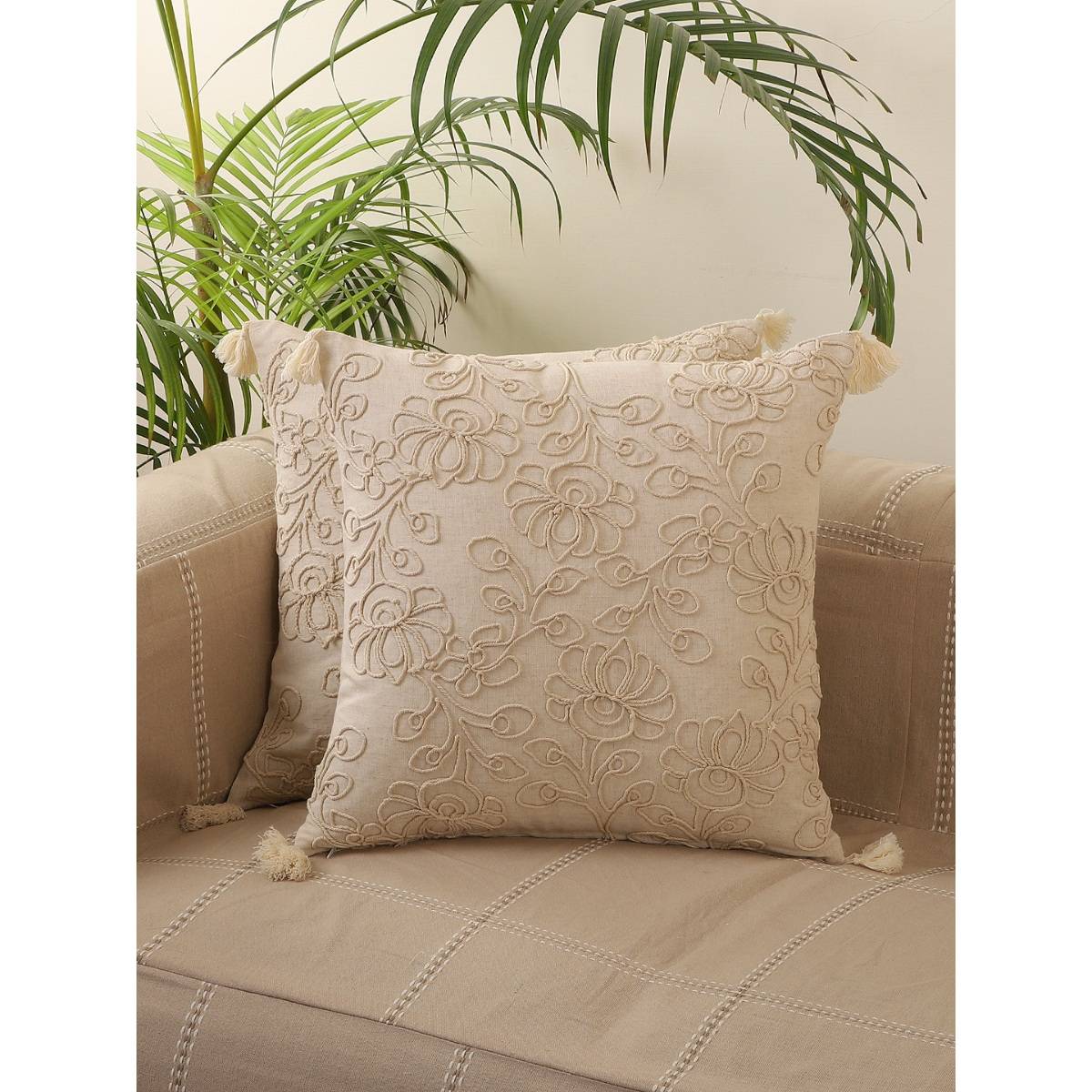 Jamio FIrati Off White Set Of 5 Embroidered Tasselled Square Cushion Covers