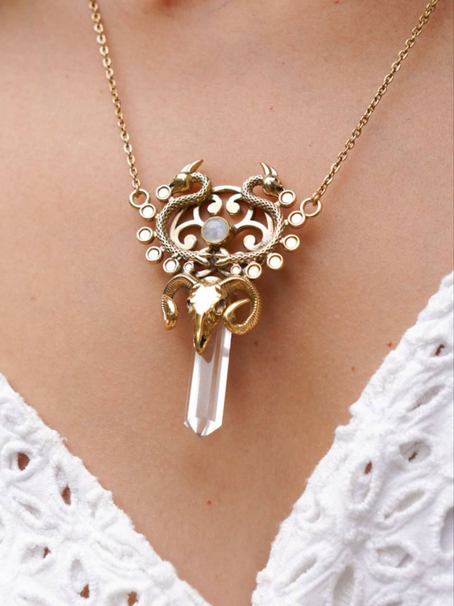 SOUL WORKS Rising Dragon Quartz Necklace (20-22) (20-22)