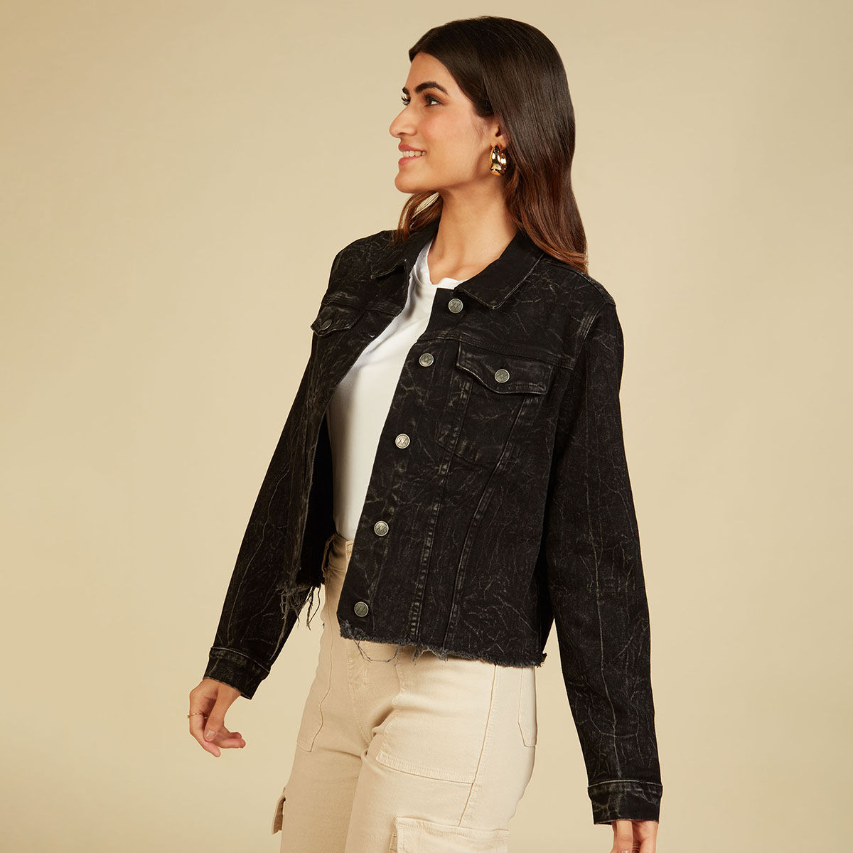 4 Tips To Dress With Denim Jacket : Fashion Tips For Women - Bewakoof Blog