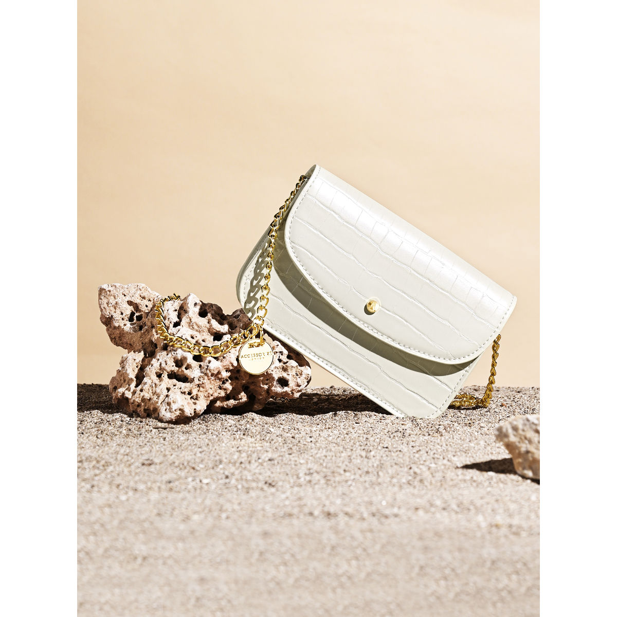 SS22 - Gold Linen - Marie Gold Linen - White – Valentino Bags