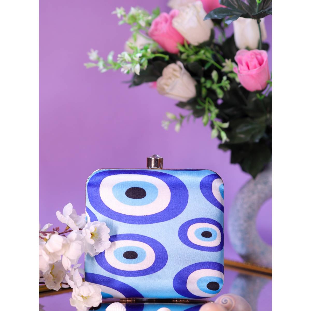 SWISNI Women Multi-Color Digital Printed Clutch