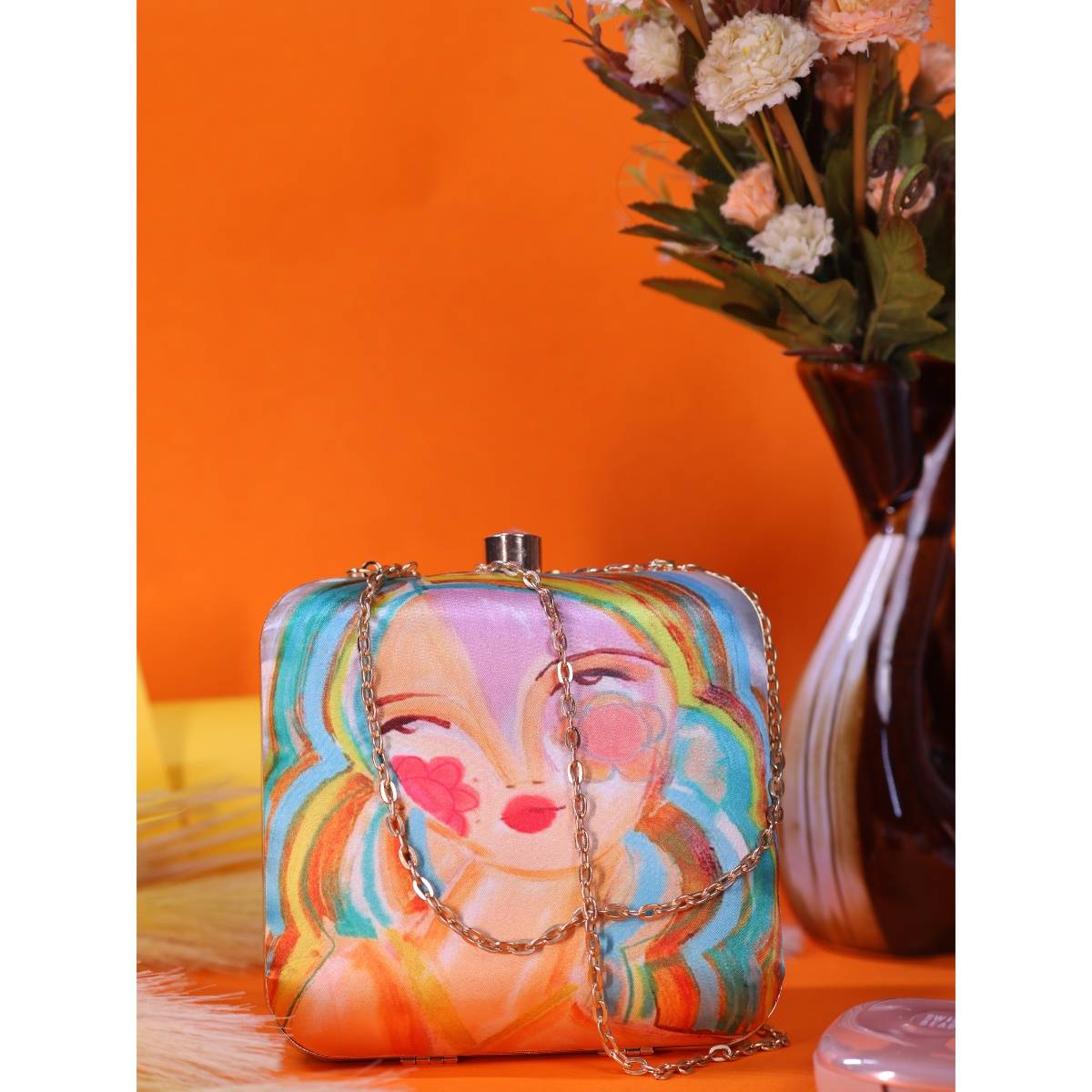 SWISNI Women Multi-Color Digital Printed Clutch
