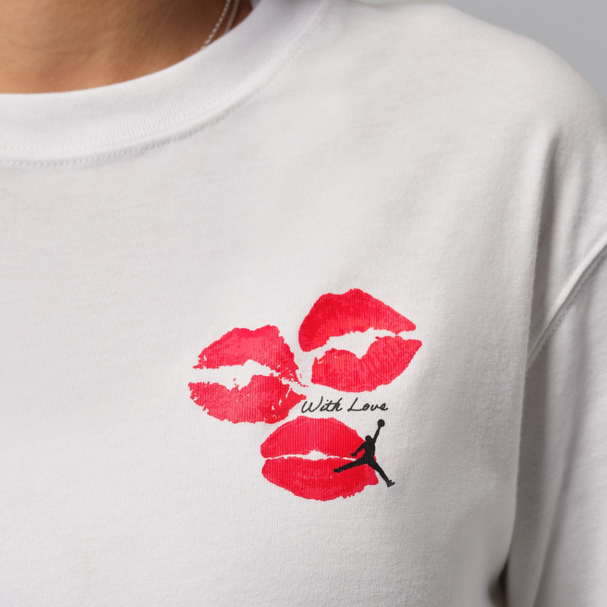 nike lips t shirt