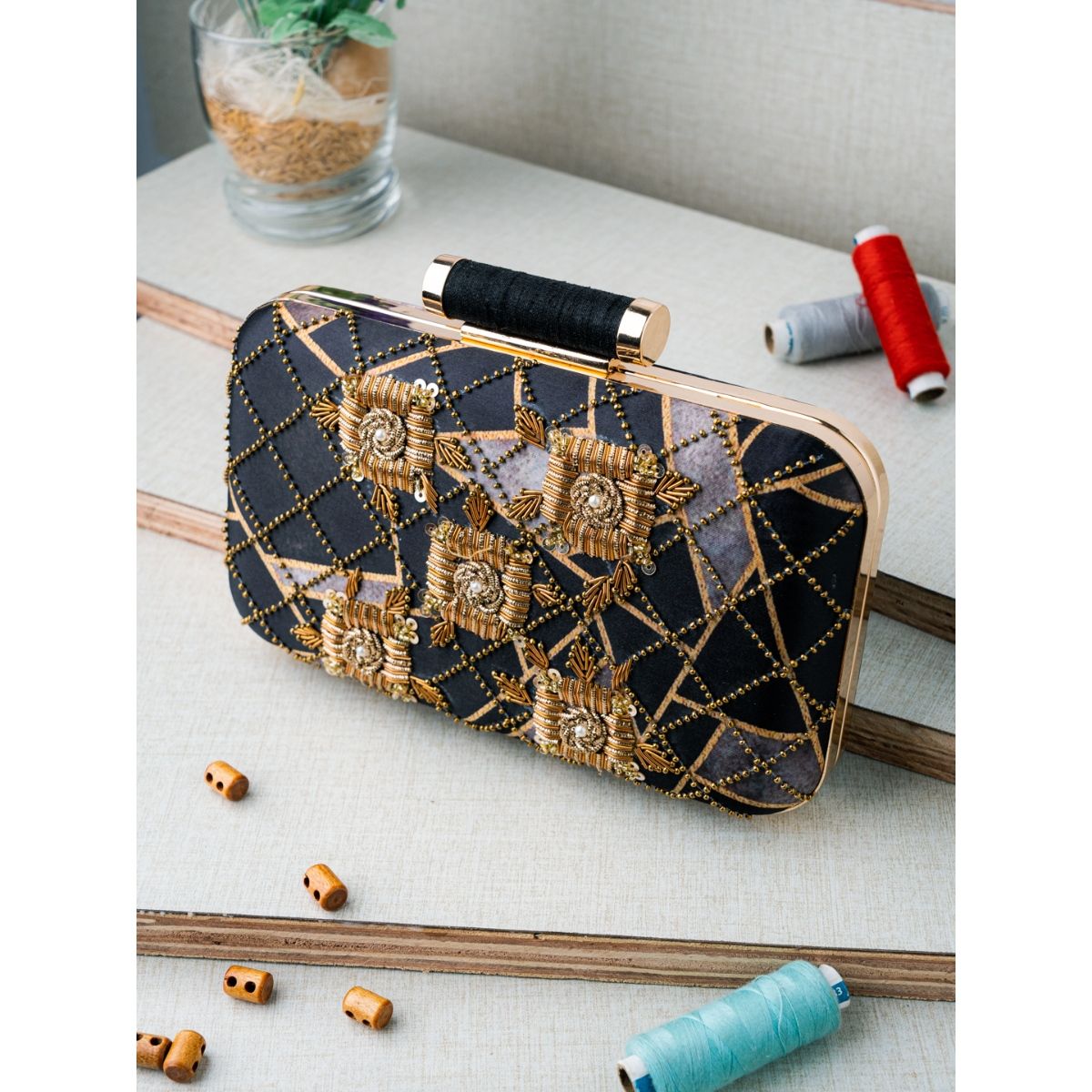 NR BY NIDHI RATHI Women Black and Gold Embellished Box Clutch: Buy NR BY  NIDHI RATHI Women Black and Gold Embellished Box Clutch Online at Best  Price in India