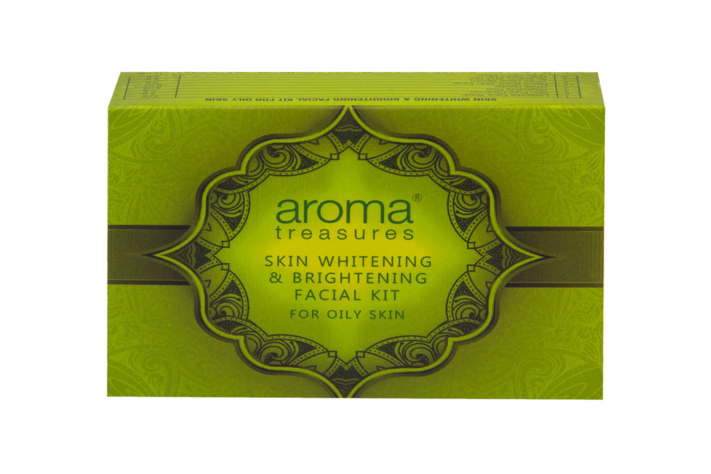 Aroma Treasure Skin Whitening And Brightening Facial Kit For Oily Skin