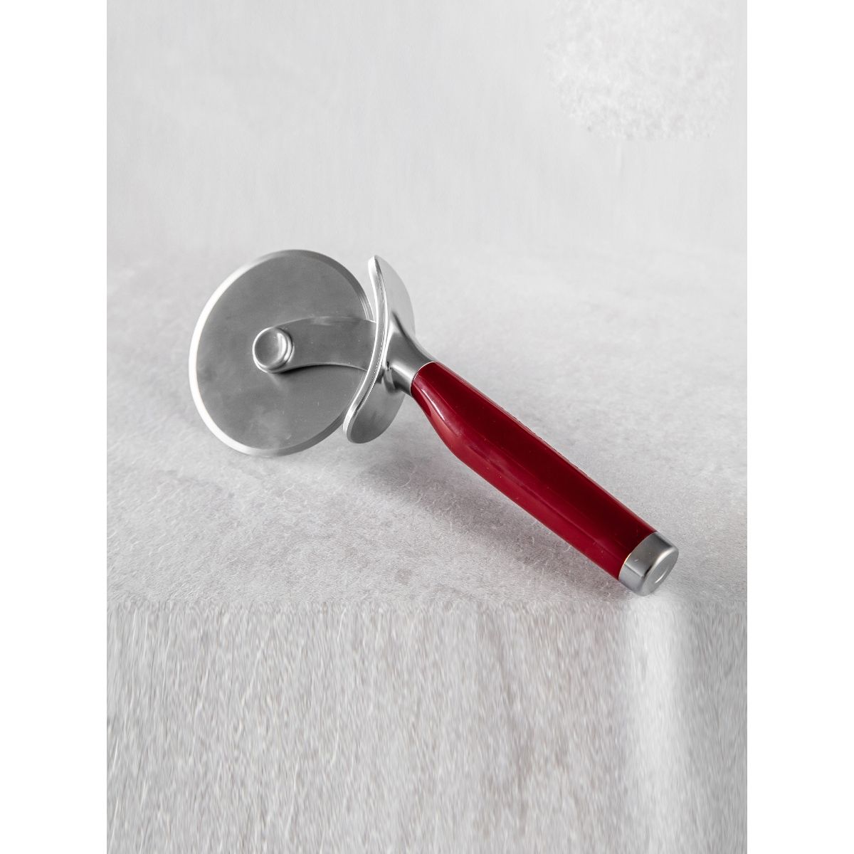 KitchenAid Pizza Cutter For thinKitchen Empire Red, Stainless Steel