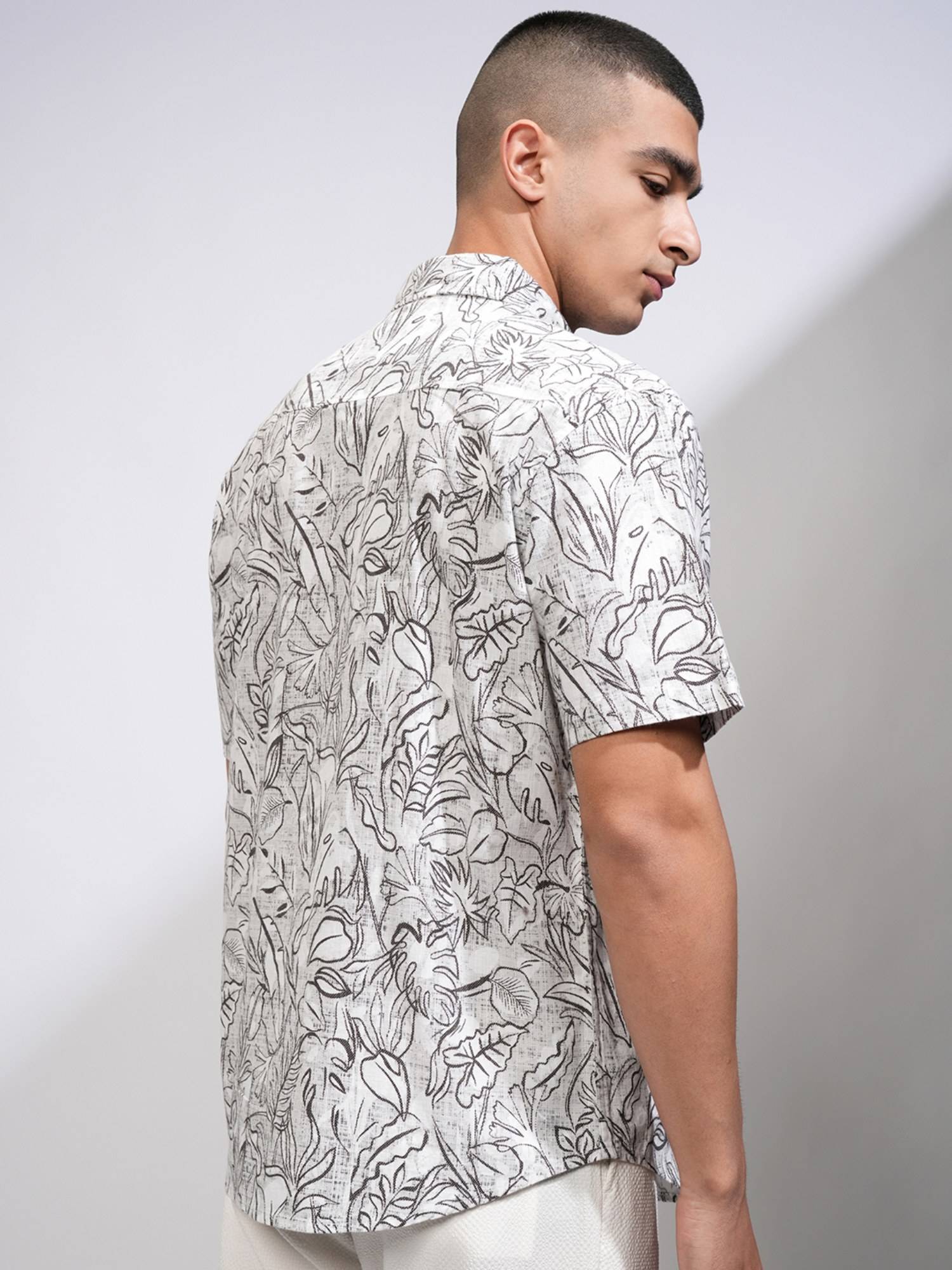 Buy HIGHLANDER Men Printed Relaxed Shirt Online