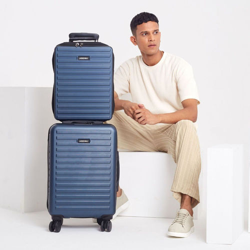 Buy Assembly Cabin Trolley (20 inch) with Hard Shell Laptop