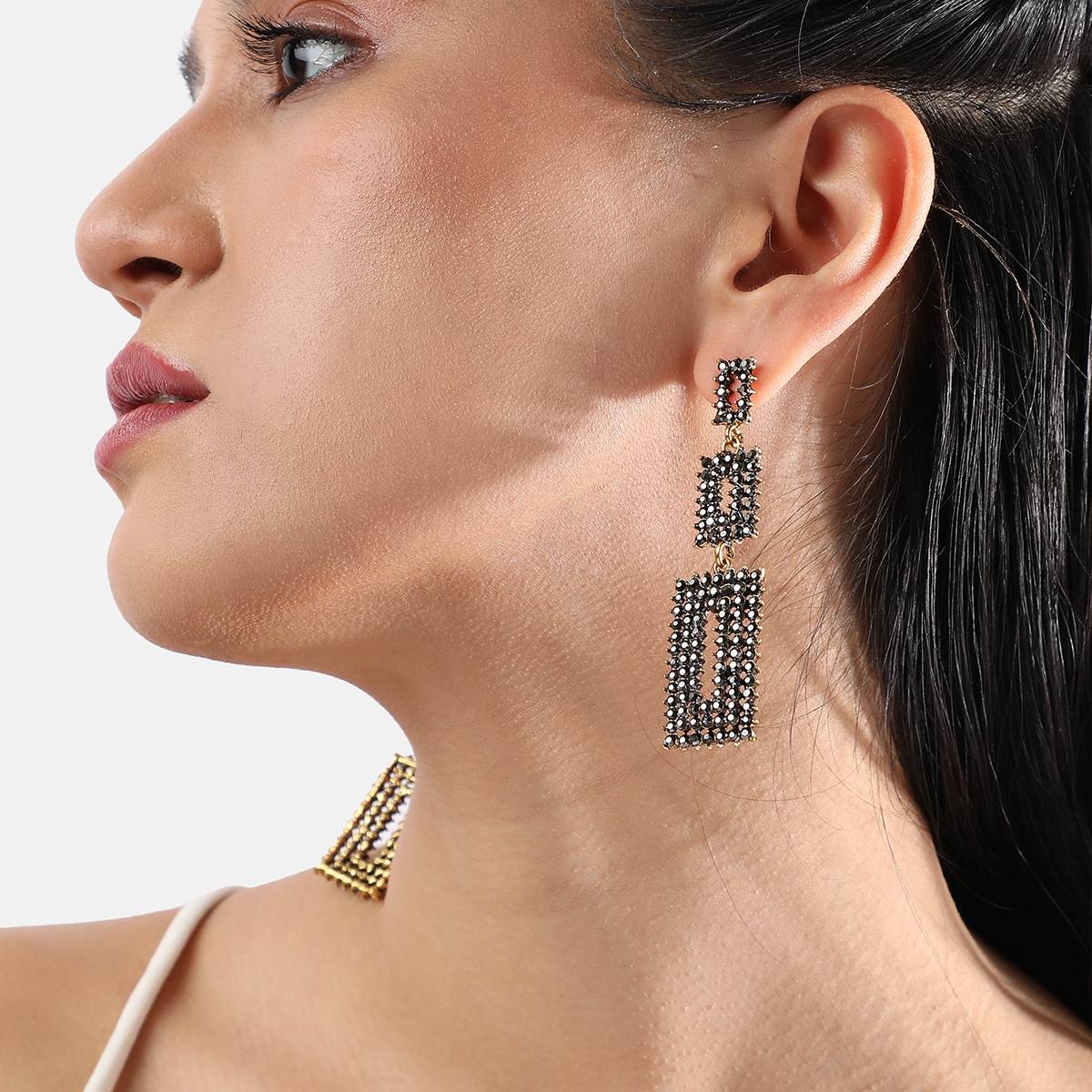 SOHI Women Twilight Geometric Drop Earrings